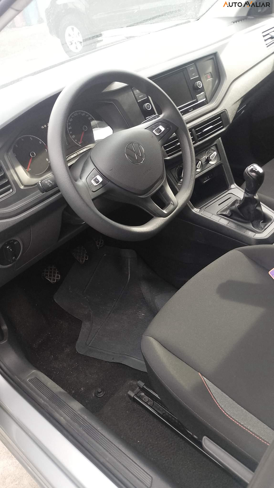 VOLKSWAGEN POLO 1.0 MPI TRACK MANUAL