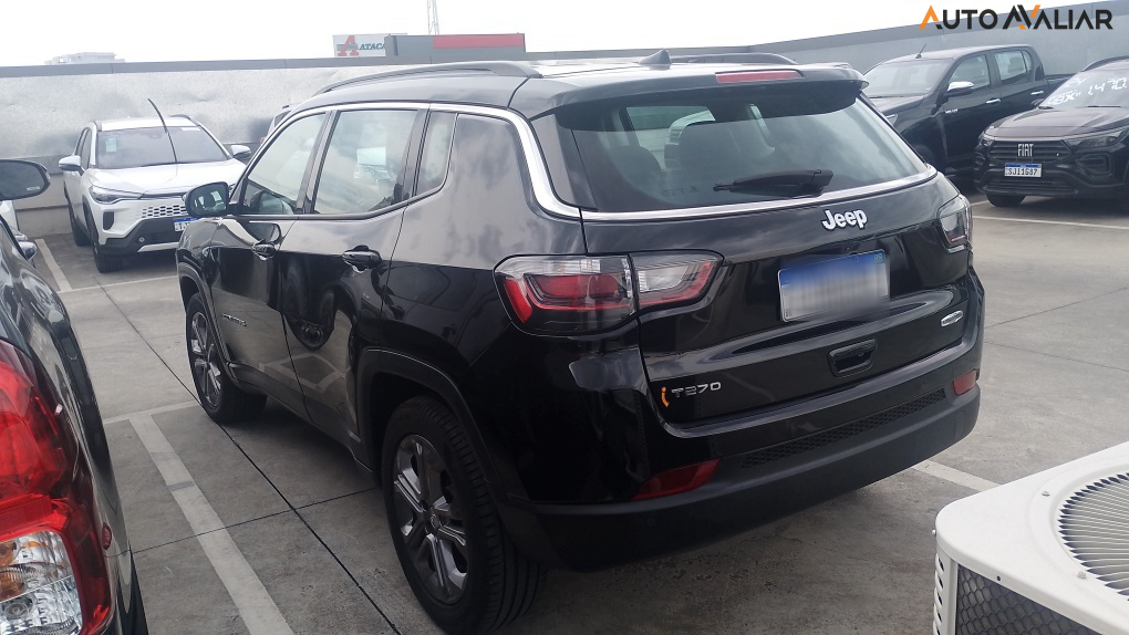 JEEP COMPASS 1.3 T270 TURBO FLEX LONGITUDE AT6