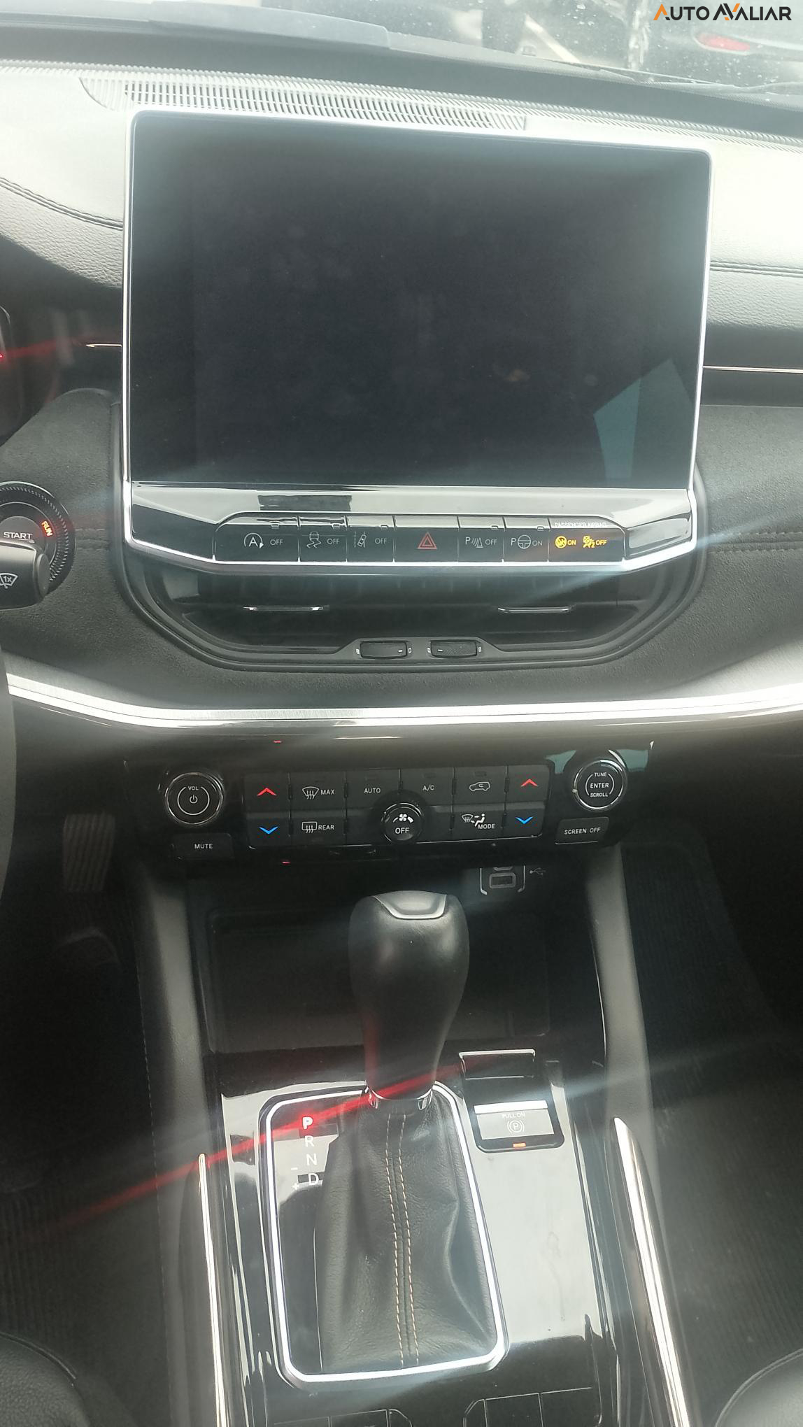 JEEP COMMANDER 1.3 T270 TURBO FLEX LIMITED AT6