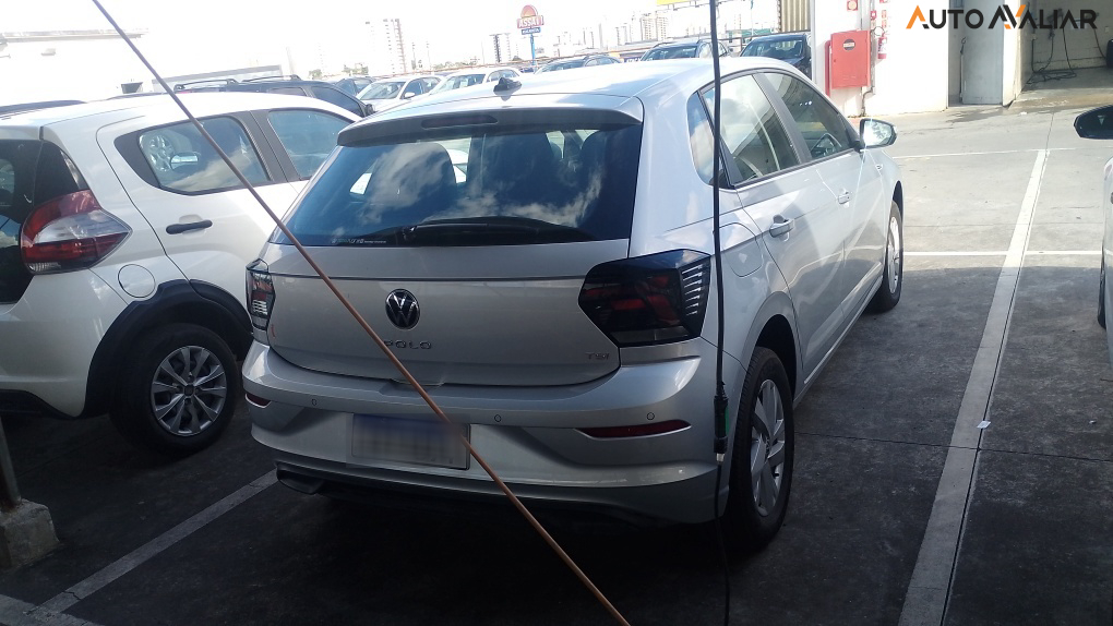 VOLKSWAGEN POLO 1.0 170 TSI COMFORTLINE AUTOMÁTICO
