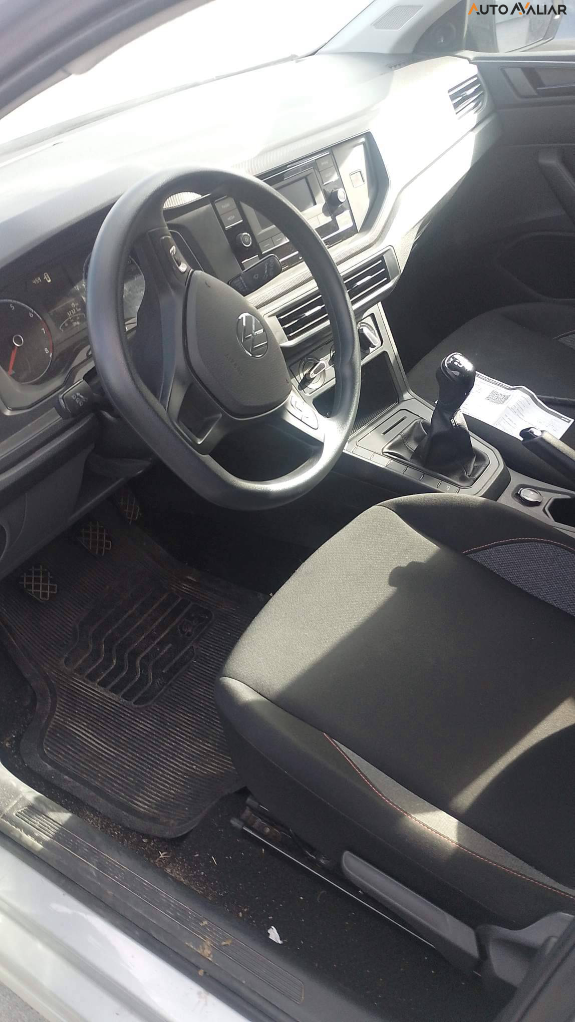 VOLKSWAGEN POLO 1.0 MPI TRACK MANUAL