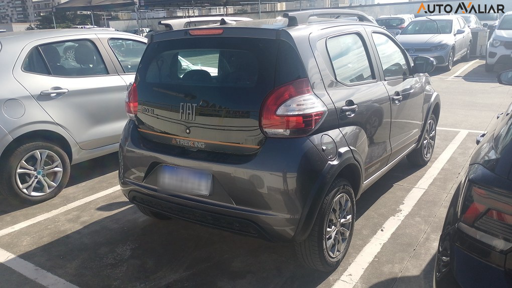FIAT MOBI 1.0 EVO FLEX TREKKING MANUAL