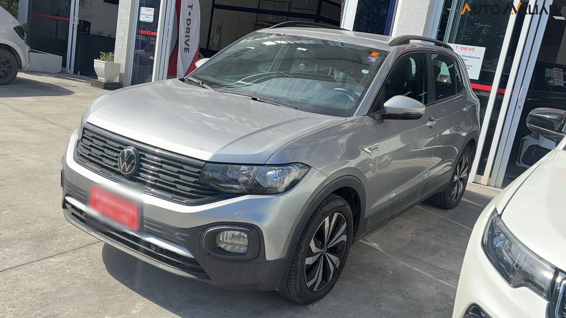 VOLKSWAGEN T-CROSS 1.0 200 TSI TOTAL FLEX COMFORTLINE AUTOMÁTICO