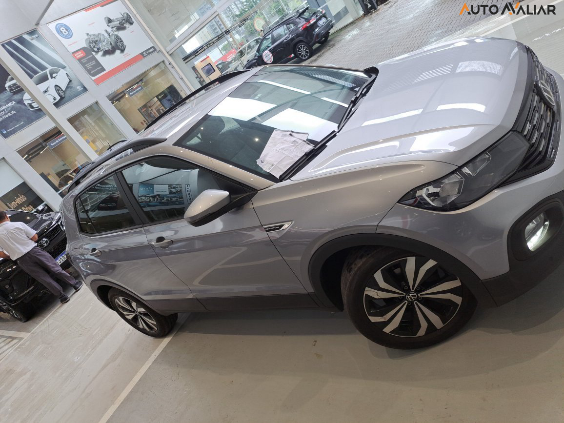 VOLKSWAGEN T-CROSS 1.0 200 TSI TOTAL FLEX COMFORTLINE AUTOMÁTICO
