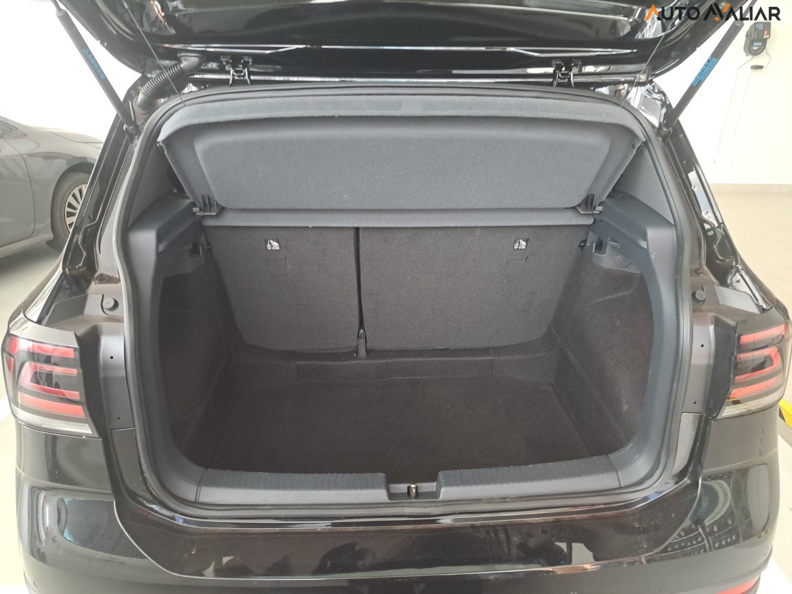 VOLKSWAGEN T-CROSS 1.0 200 TSI TOTAL FLEX AUTOMÁTICO