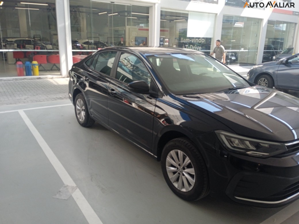 VOLKSWAGEN VIRTUS 1.0 170 TSI MANUAL