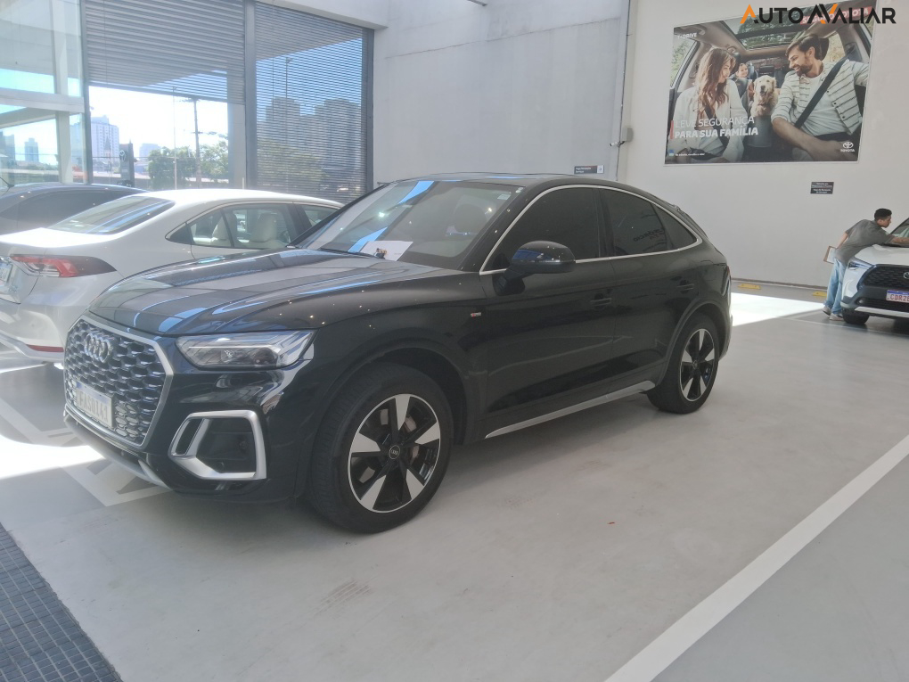 AUDI Q5 2.0 55 TFSIE PHEV SPORTBACK PERFORMANCE QUATTRO S TRONIC