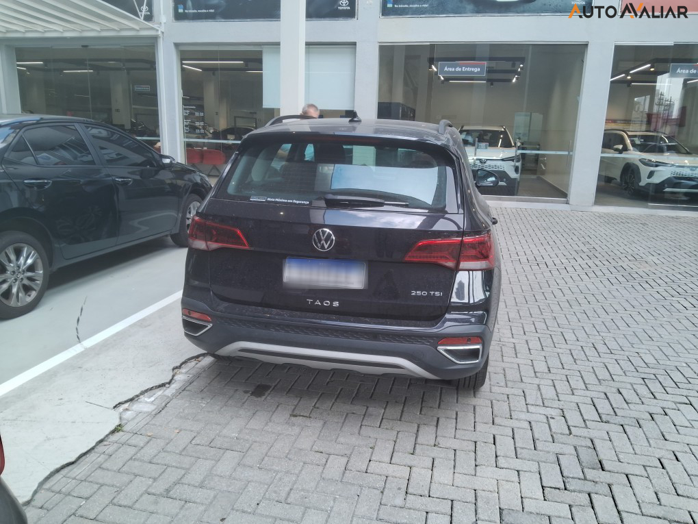 VOLKSWAGEN TAOS 1.4 250 TSI TOTAL FLEX COMFORTLINE AUTOMÁTICO