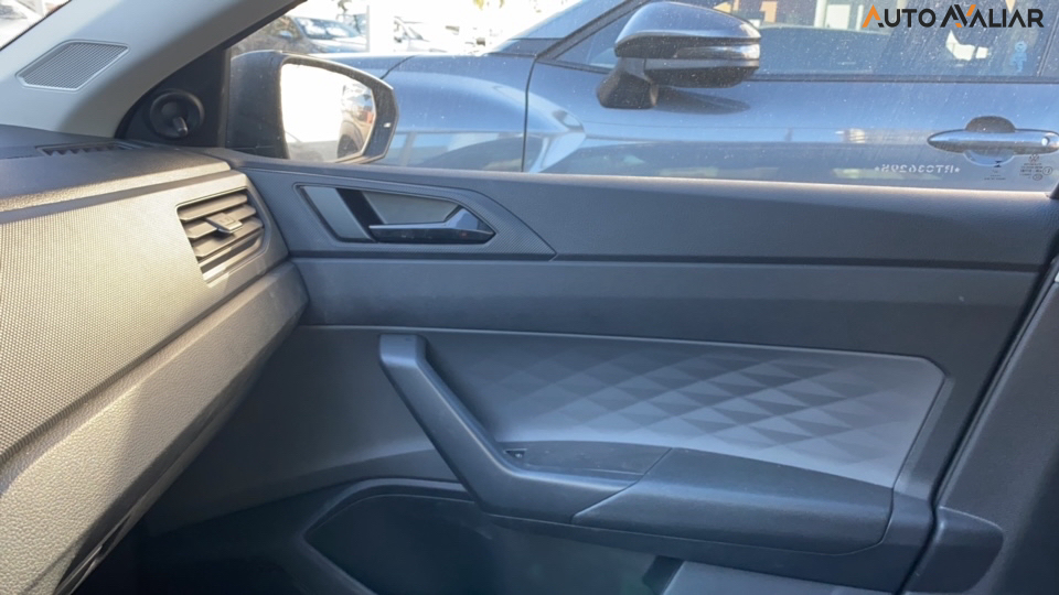 VOLKSWAGEN POLO 1.0 MPI TRACK MANUAL
