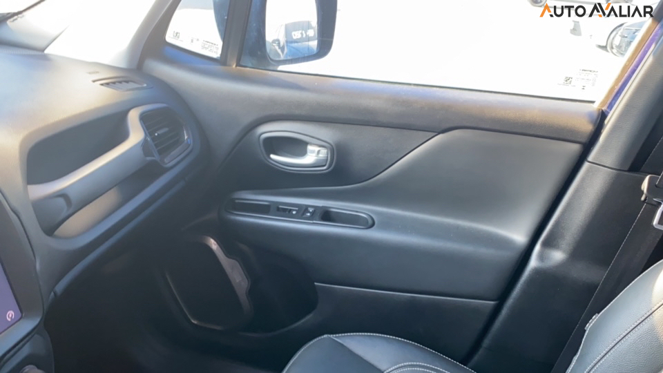 JEEP RENEGADE 1.3 T270 TURBO FLEX LONGITUDE AT6