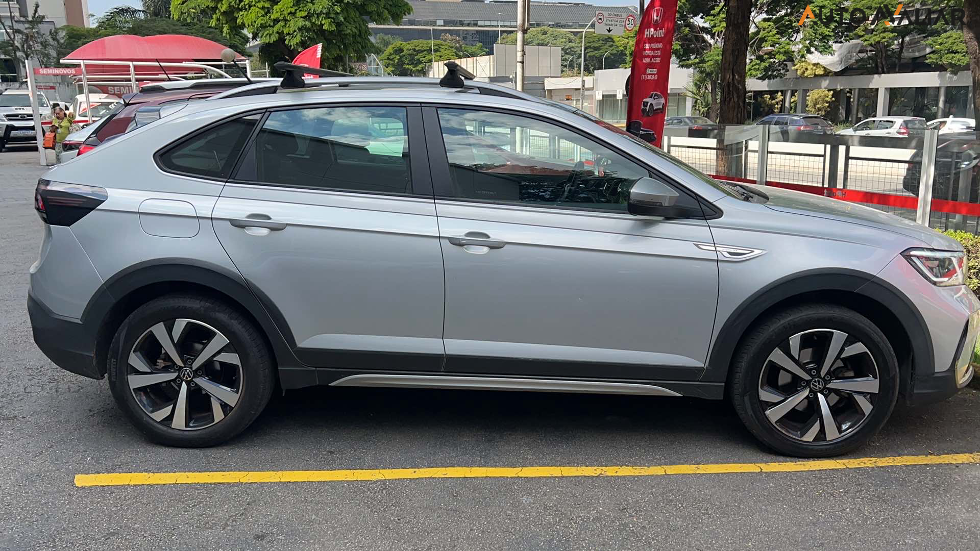 VOLKSWAGEN NIVUS 1.0 200 TSI TOTAL FLEX HIGHLINE AUTOMÁTICO