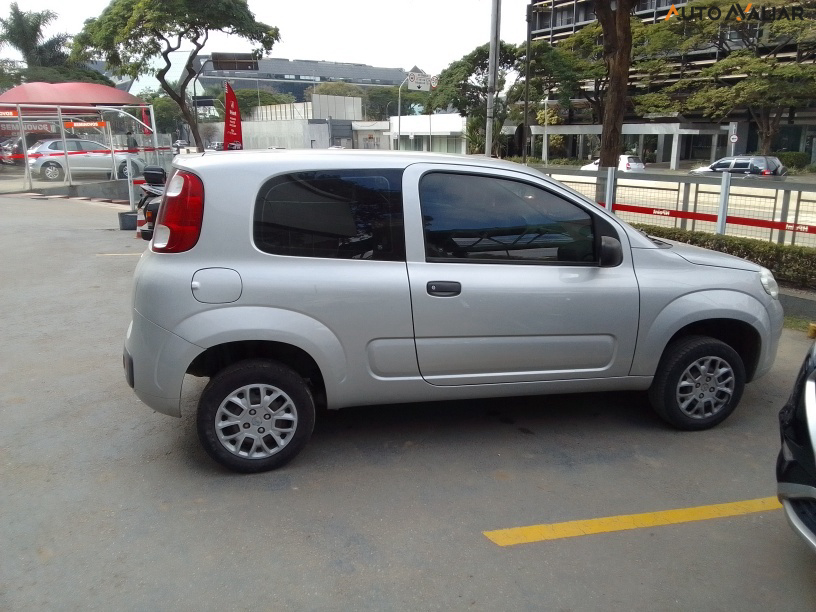 FIAT UNO 1.0 EVO VIVACE 8V FLEX 2P MANUAL