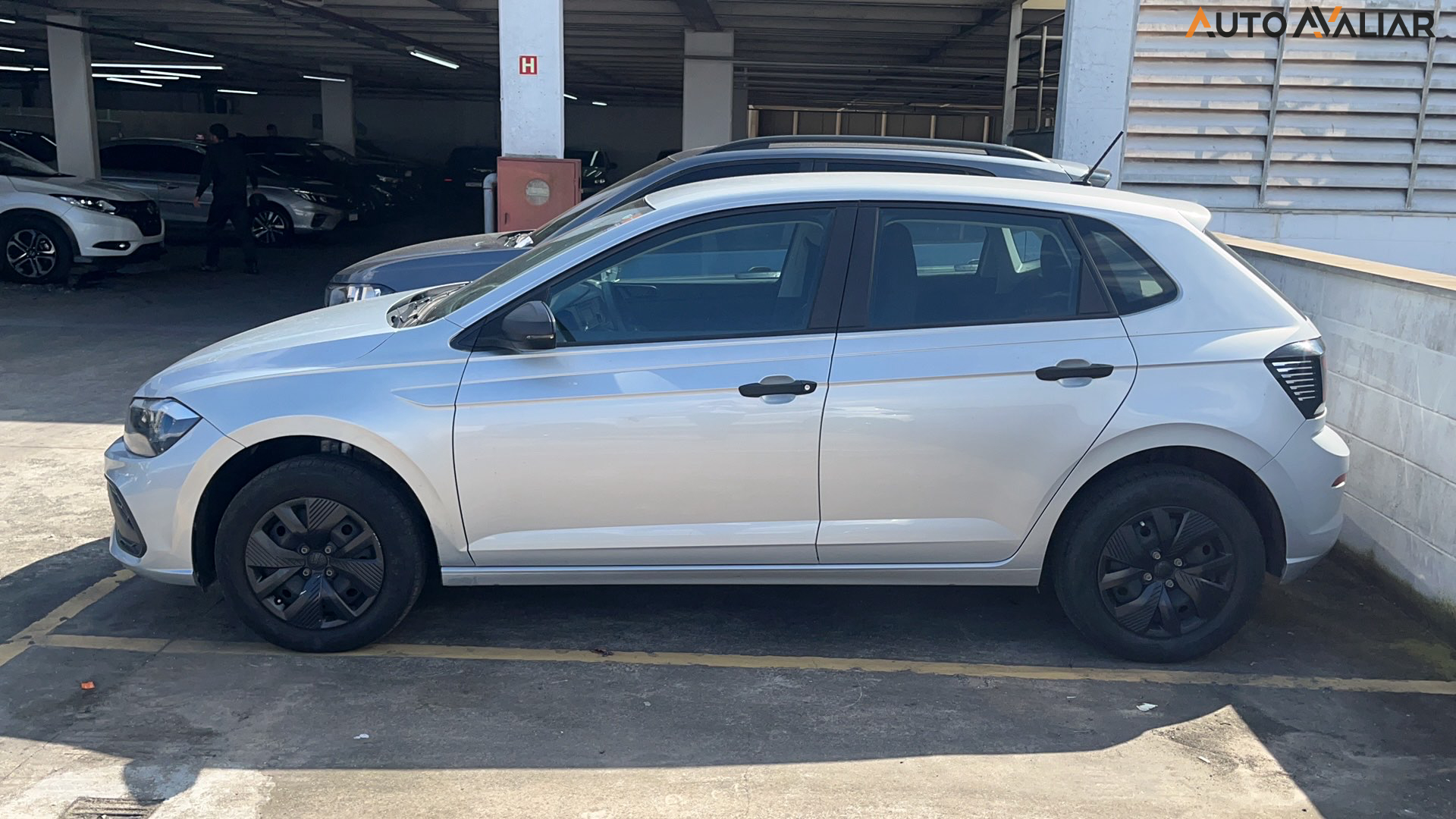 VOLKSWAGEN POLO 1.0 MPI TRACK MANUAL