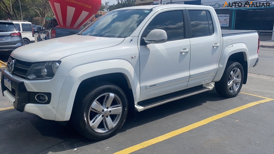 VOLKSWAGEN AMAROK 2.0 HIGHLINE 4X4 CD 16V TURBO INTERCOOLER DIESEL 4P AUTOMATICO