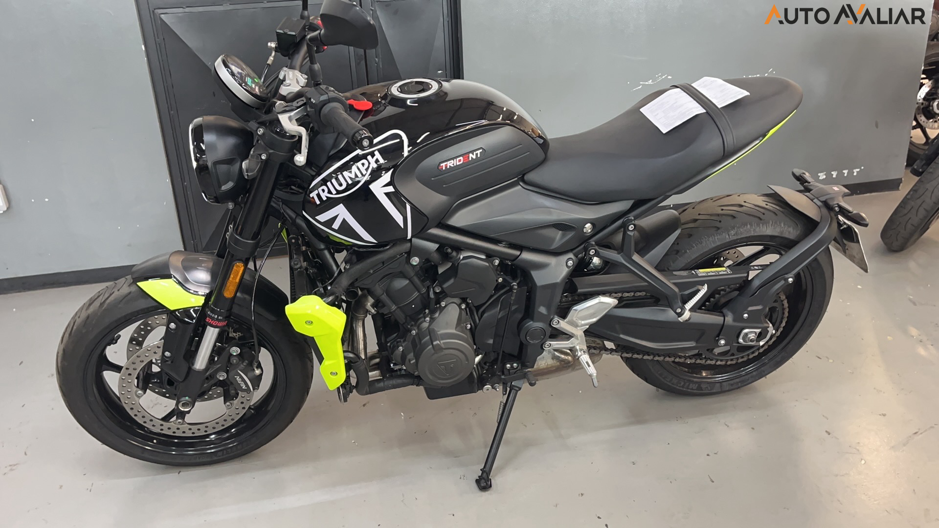 TRIUMPH TRIDENT 660 TRIUMPH TRIDENT 660