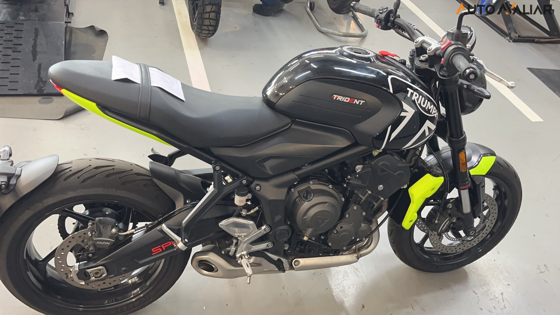 TRIUMPH TRIDENT 660 TRIUMPH TRIDENT 660