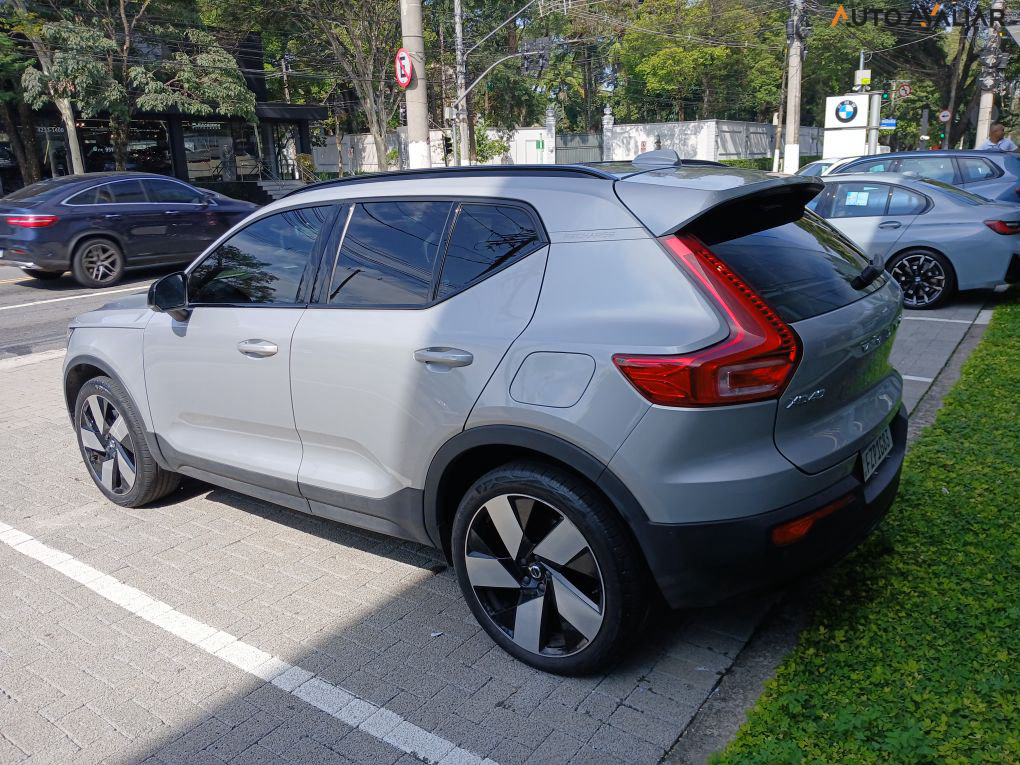 VOLVO XC40 P8 RECHARGE TWIN ELECTRIC ULTIMATE AWD