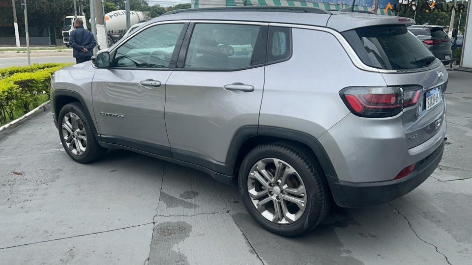 JEEP COMPASS 1.3 T270 TURBO FLEX LONGITUDE AT6