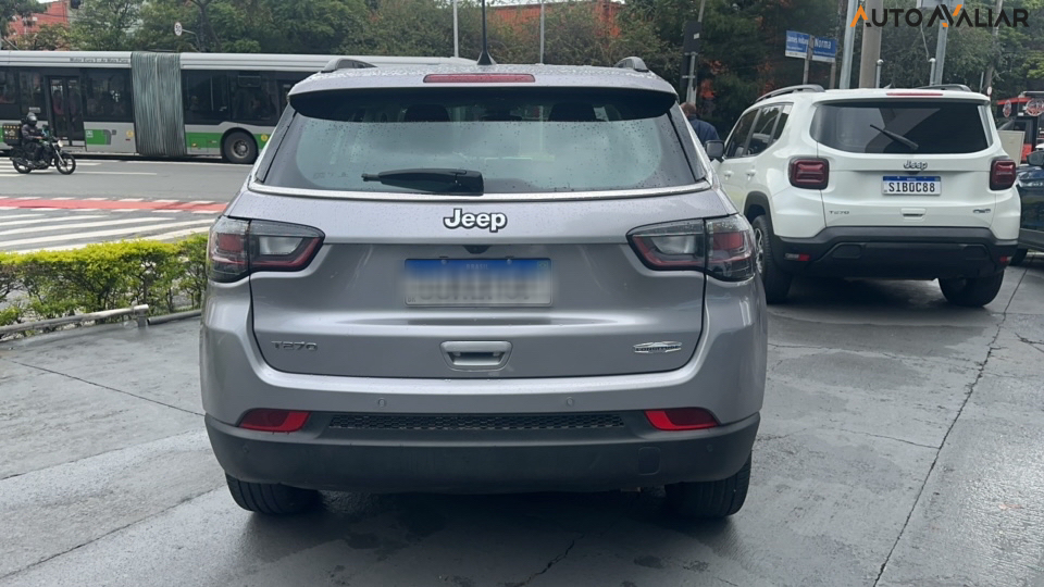 JEEP COMPASS 1.3 T270 TURBO FLEX LONGITUDE AT6