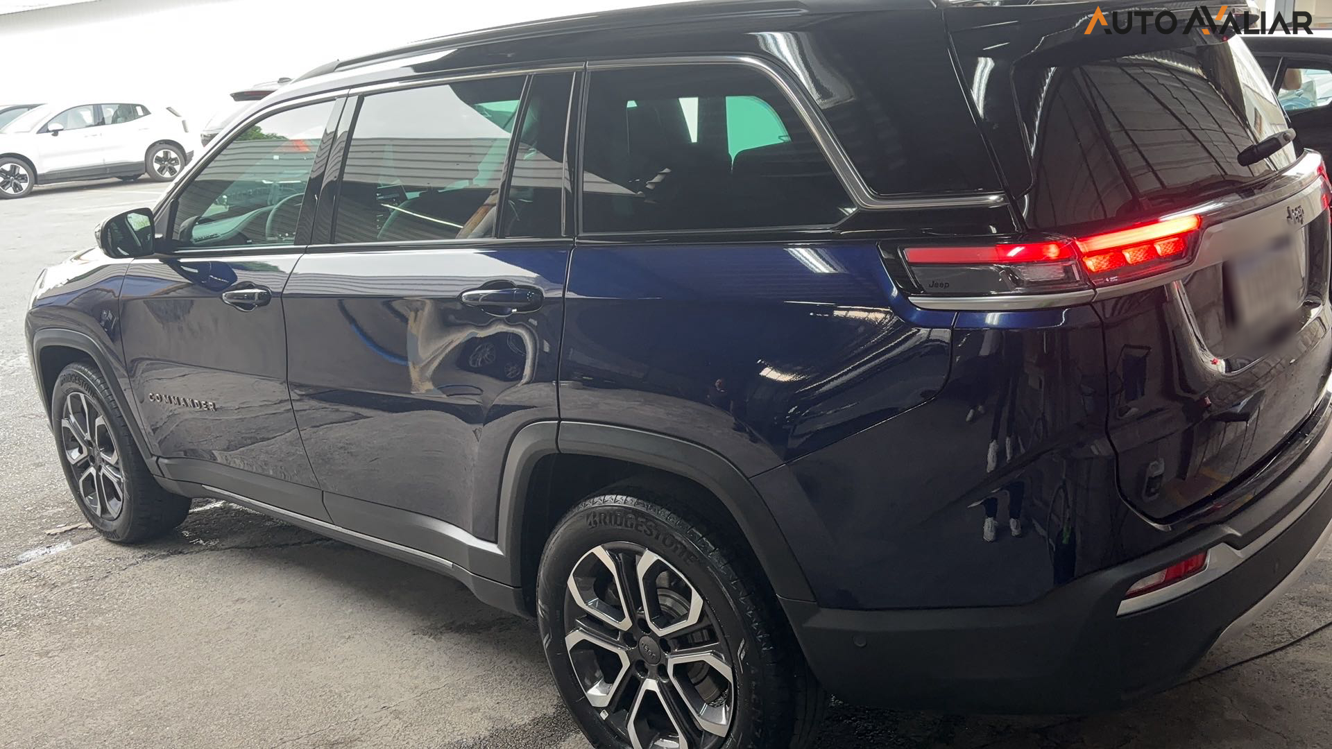 JEEP COMMANDER 1.3 T270 TURBO FLEX LIMITED AT6
