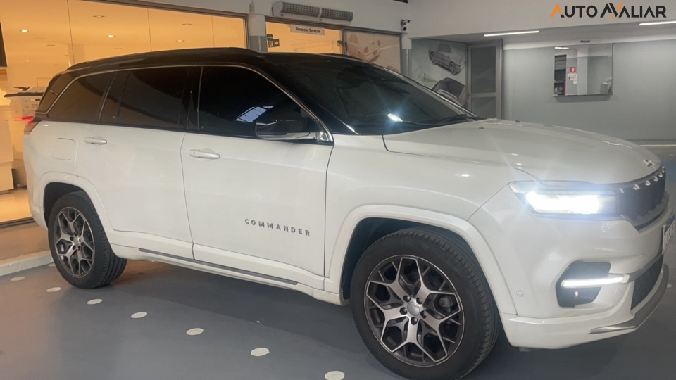 JEEP COMMANDER 1.3 T270 TURBO FLEX OVERLAND AT6