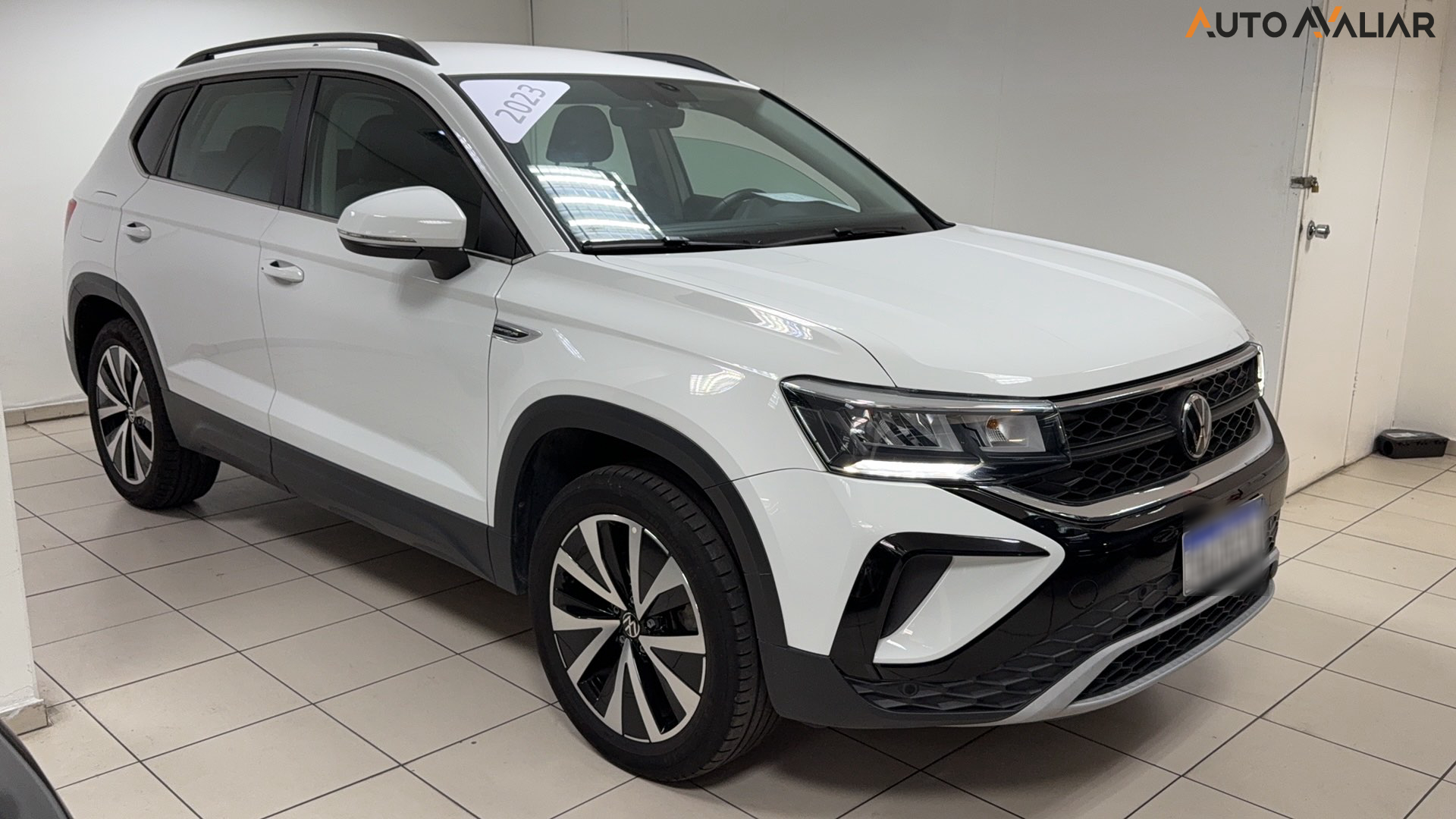 VOLKSWAGEN TAOS 1.4 250 TSI TOTAL FLEX COMFORTLINE AUTOMÁTICO