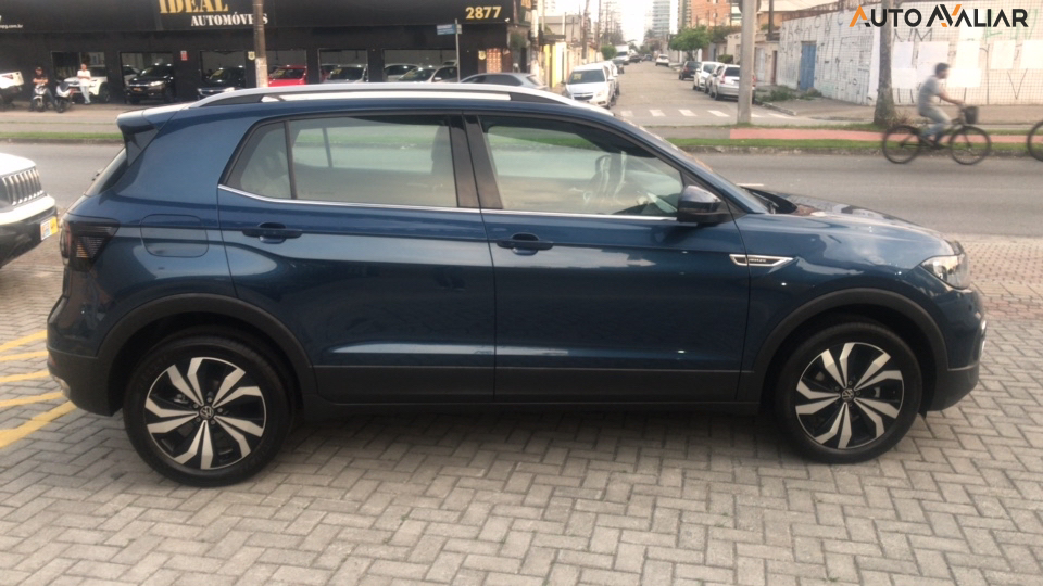 VOLKSWAGEN T-CROSS 1.4 250 TSI TOTAL FLEX HIGHLINE AUTOMÁTICO