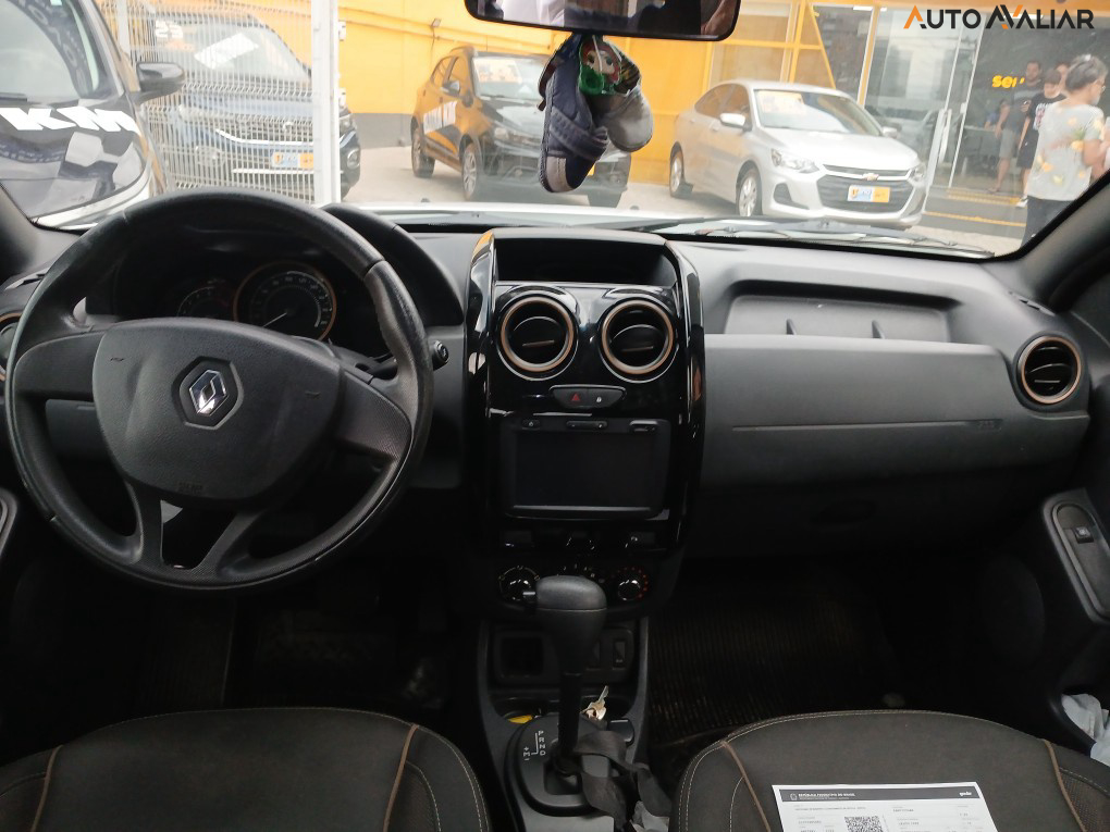 RENAULT DUSTER 2.0 DYNAMIQUE 4X2 16V FLEX 4P AUTOMATICO
