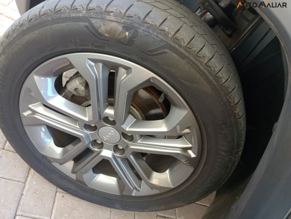 JEEP COMPASS 1.3 T270 TURBO FLEX LONGITUDE AT6