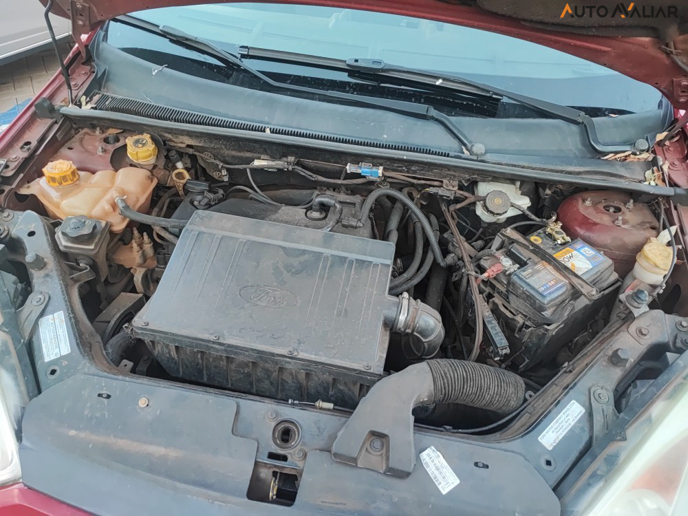 FORD FIESTA 1.0 ROCAM SEDAN 8V FLEX 4P MANUAL