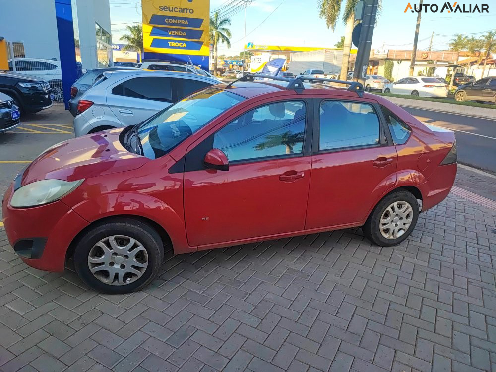FORD FIESTA 1.0 ROCAM SEDAN 8V FLEX 4P MANUAL