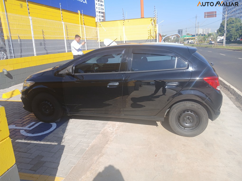 CHEVROLET ONIX 1.0 MPFI JOY 8V FLEX 4P MANUAL
