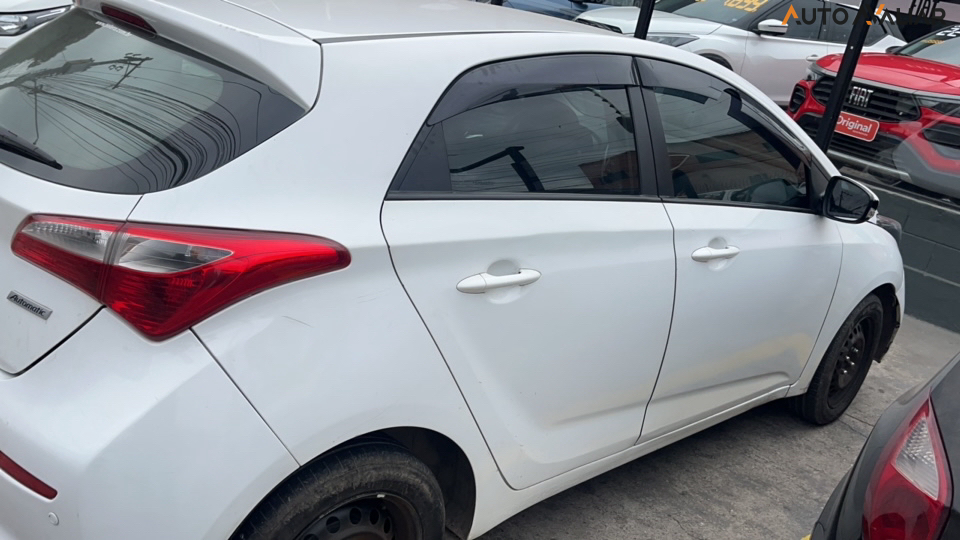 HYUNDAI HB20 1.6 COMFORT PLUS 16V FLEX 4P AUTOMATICO