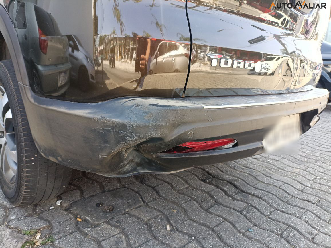 FIAT TORO 2.4 16V MULTIAIR FLEX FREEDOM AT9