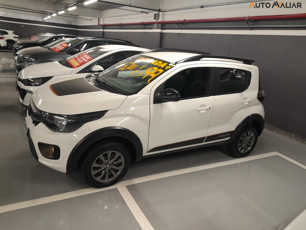 FIAT MOBI 1.0 EVO FLEX TREKKING MANUAL