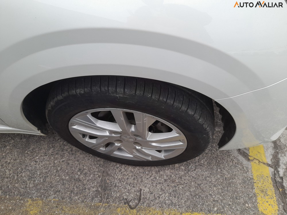 PEUGEOT 208 1.6 16V FLEX ACTIVE AT6