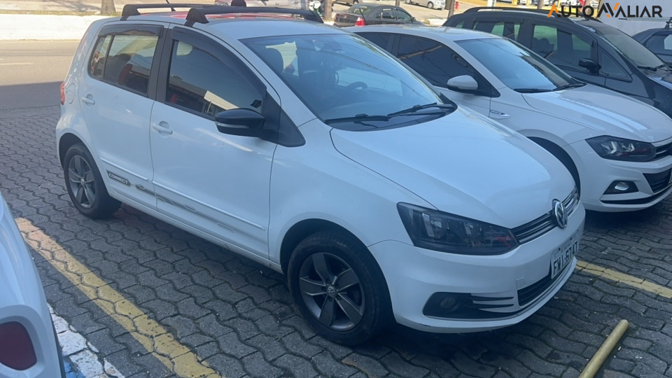 VOLKSWAGEN FOX 1.6 MSI TOTAL FLEX CONNECT 4P I-MOTION