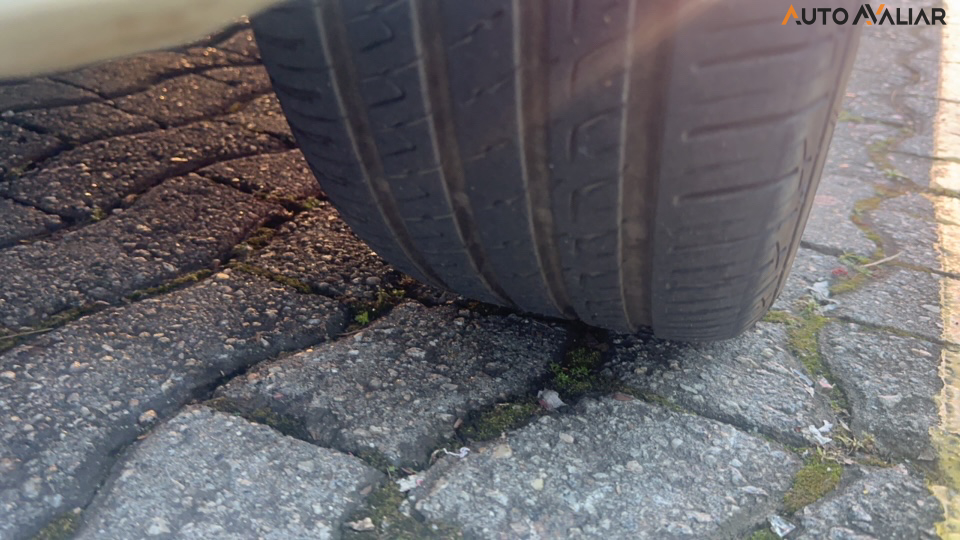 VOLKSWAGEN FOX 1.6 MSI TOTAL FLEX CONNECT 4P I-MOTION