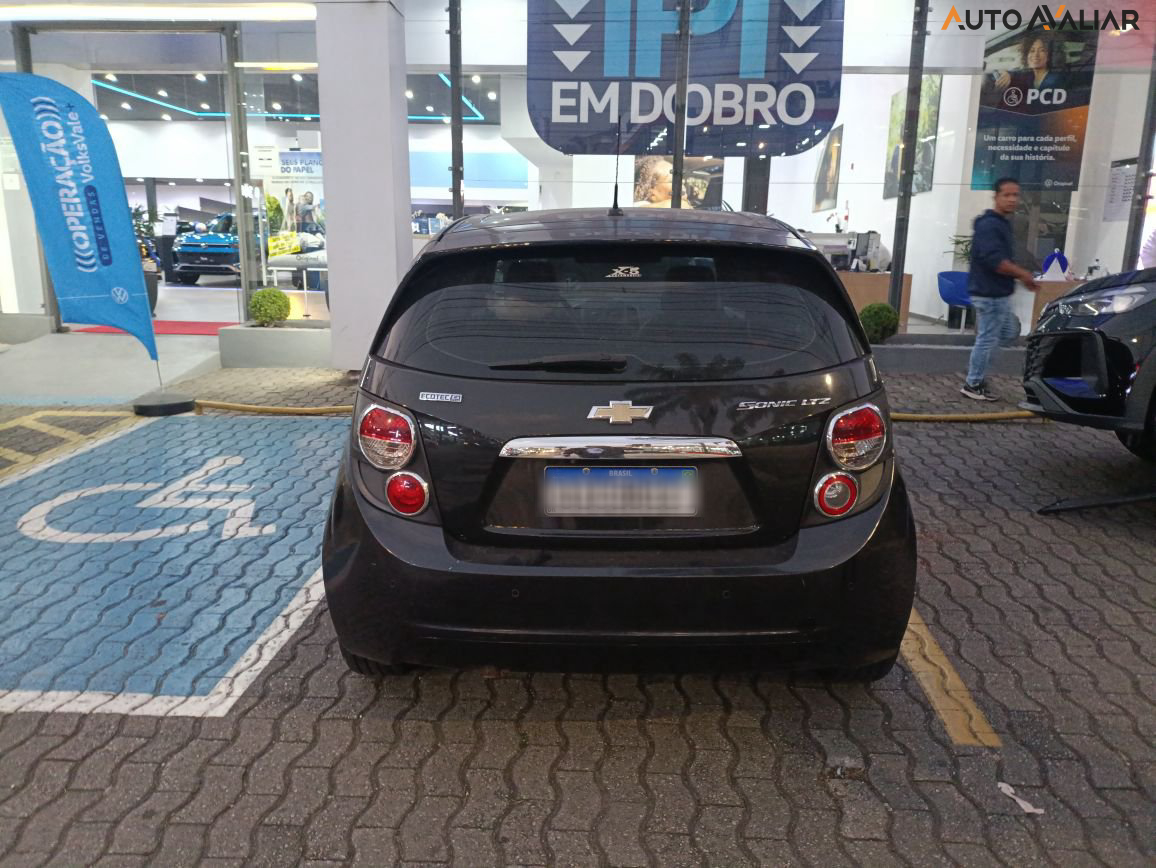 CHEVROLET SONIC 1.6 LTZ 16V FLEX 4P AUTOMATICO