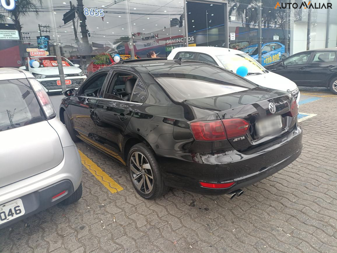 VOLKSWAGEN JETTA 2.0 COMFORTLINE FLEX 4P TIPTRONIC