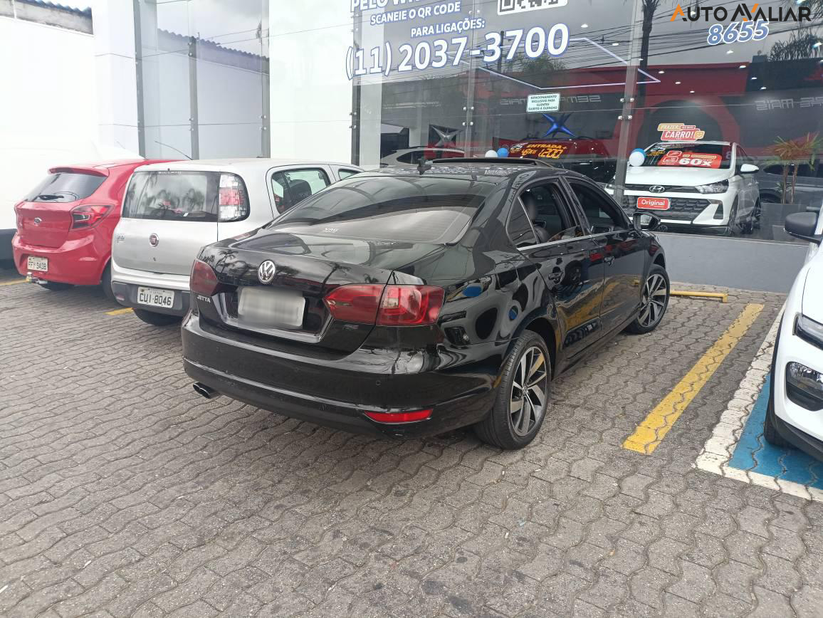 VOLKSWAGEN JETTA 2.0 COMFORTLINE FLEX 4P TIPTRONIC