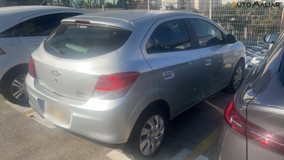 CHEVROLET ONIX 1.4 MPFI LT 8V FLEX 4P MANUAL