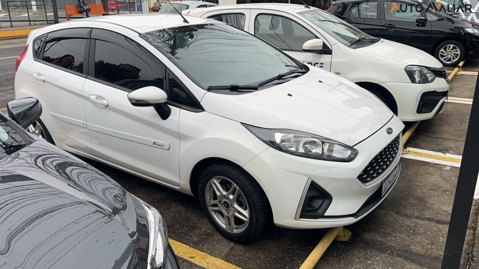 FORD FIESTA 1.6 TI-VCT FLEX SEL POWERSHIFT