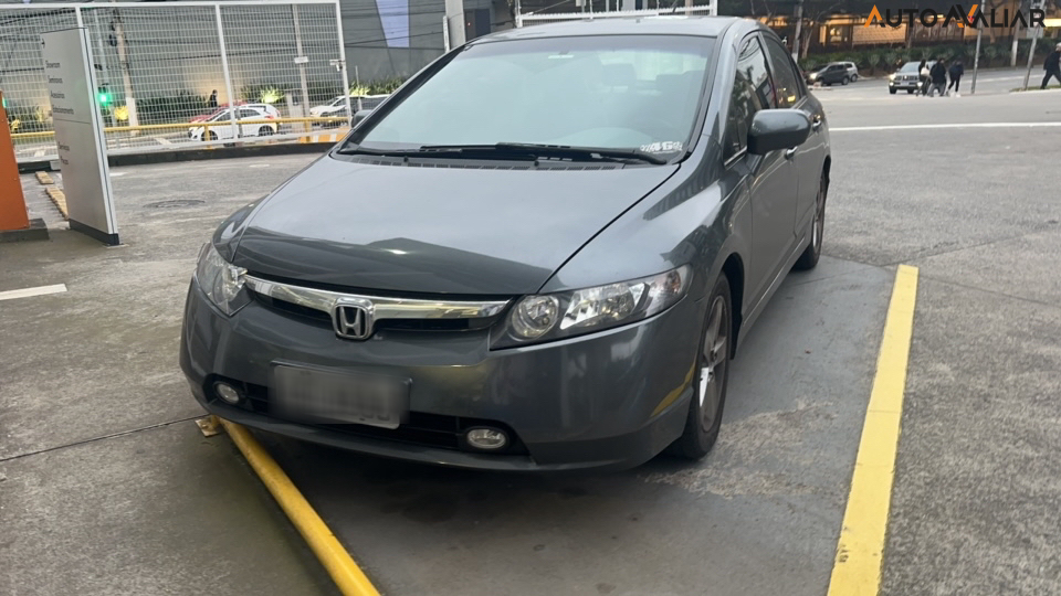 HONDA CIVIC 1.8 LXS 16V GASOLINA 4P AUTOMATICO