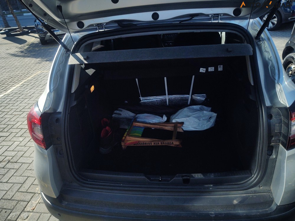 RENAULT CAPTUR 1.6 16V SCE FLEX LIFE X-TRONIC