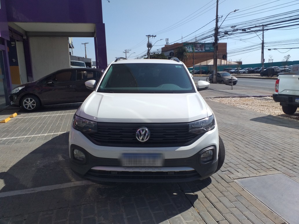 VOLKSWAGEN T-CROSS 1.0 200 TSI TOTAL FLEX AUTOMÁTICO
