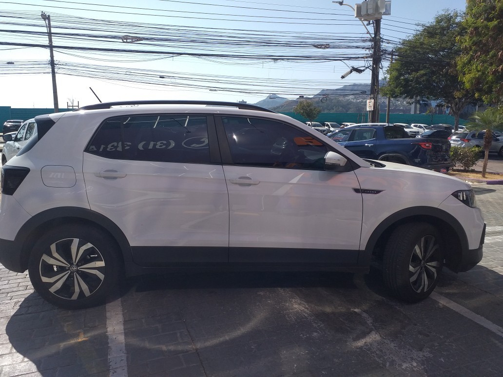 VOLKSWAGEN T-CROSS 1.0 200 TSI TOTAL FLEX AUTOMÁTICO