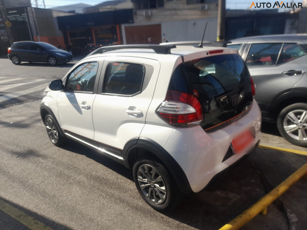 FIAT MOBI 1.0 EVO FLEX TREKKING MANUAL