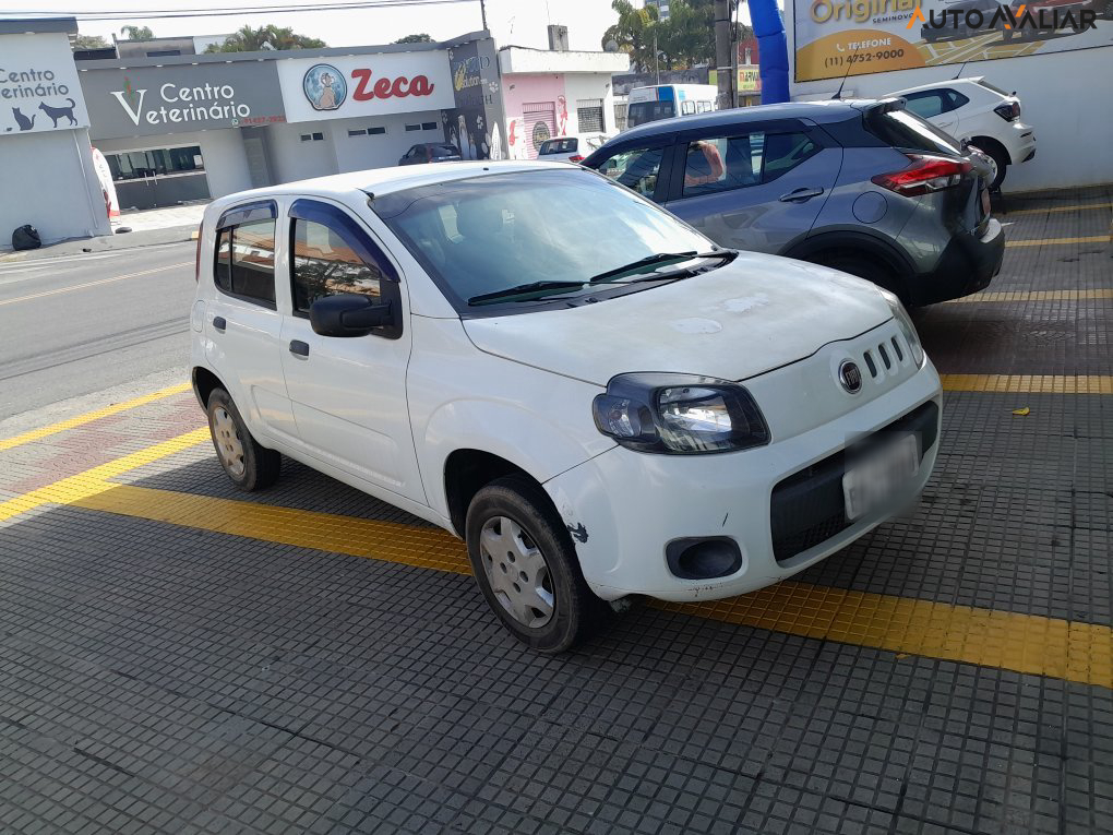 FIAT UNO 1.0 EVO VIVACE 8V FLEX 4P MANUAL