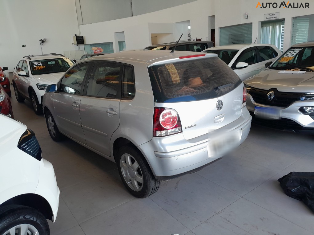 VOLKSWAGEN POLO 1.6 MI 8V FLEX 4P MANUAL